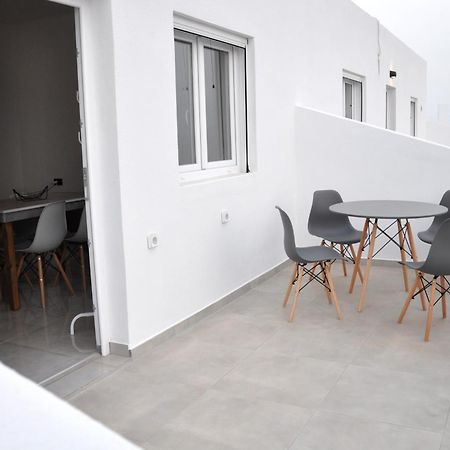 Calma Eco Houses Sunset View Emporio  ภายนอก รูปภาพ