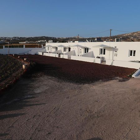 Calma Eco Houses Sunset View Emporio  ภายนอก รูปภาพ