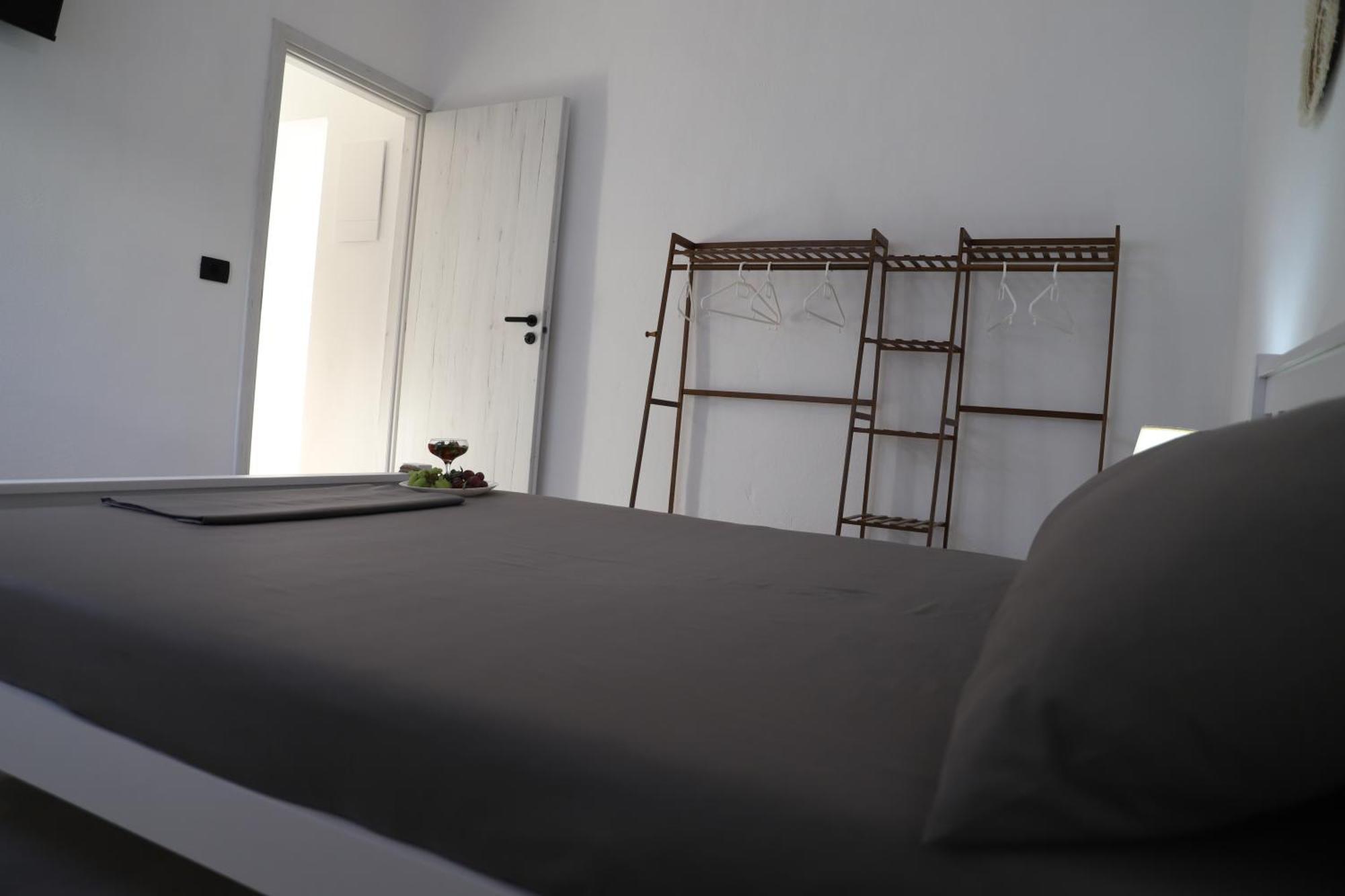 Calma Eco Houses Sunset View Emporio  ภายนอก รูปภาพ