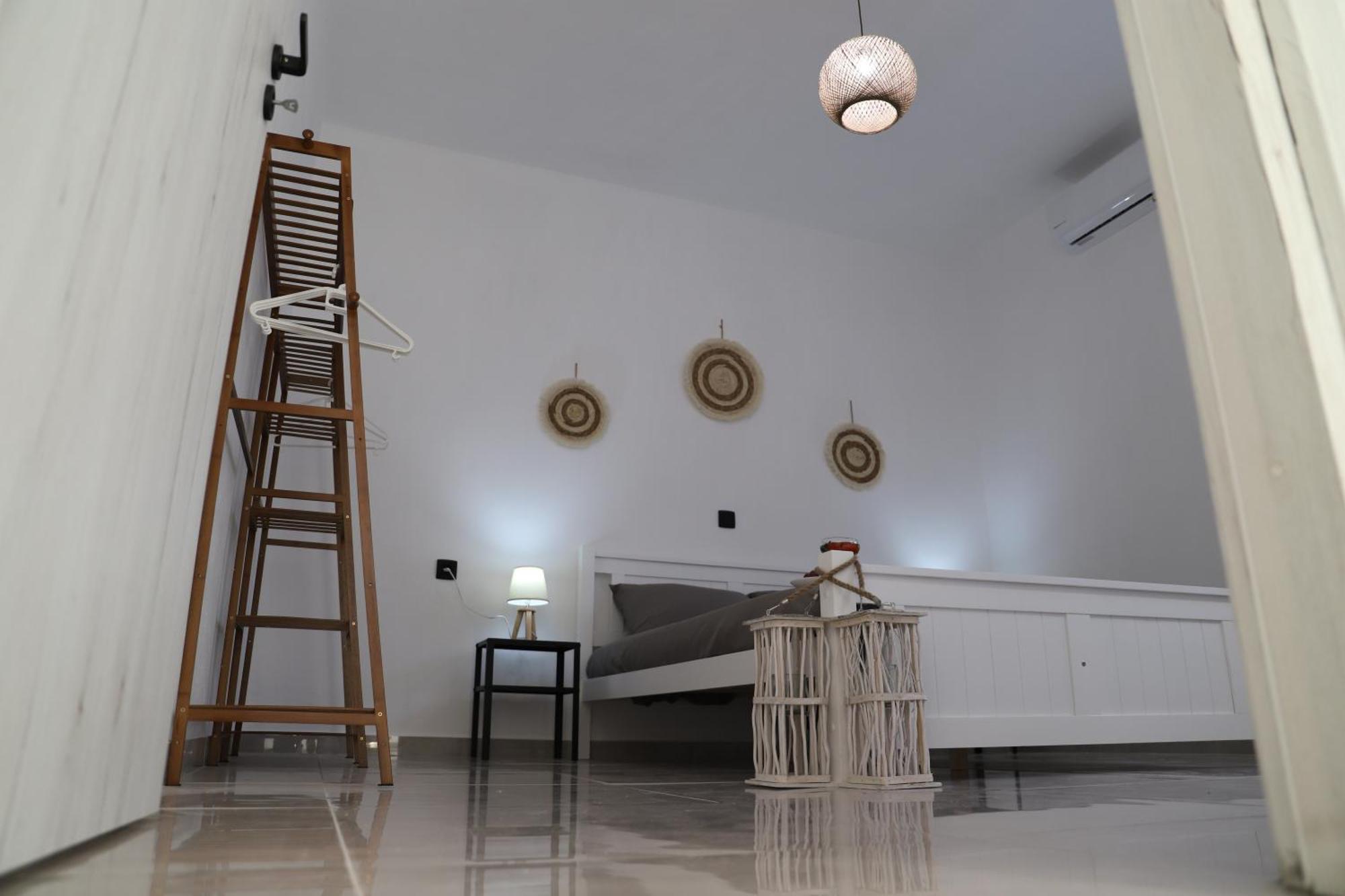 Calma Eco Houses Sunset View Emporio  ภายนอก รูปภาพ